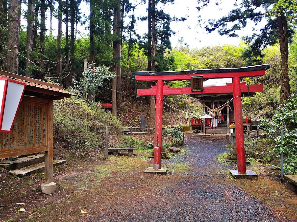清滝不動の滝