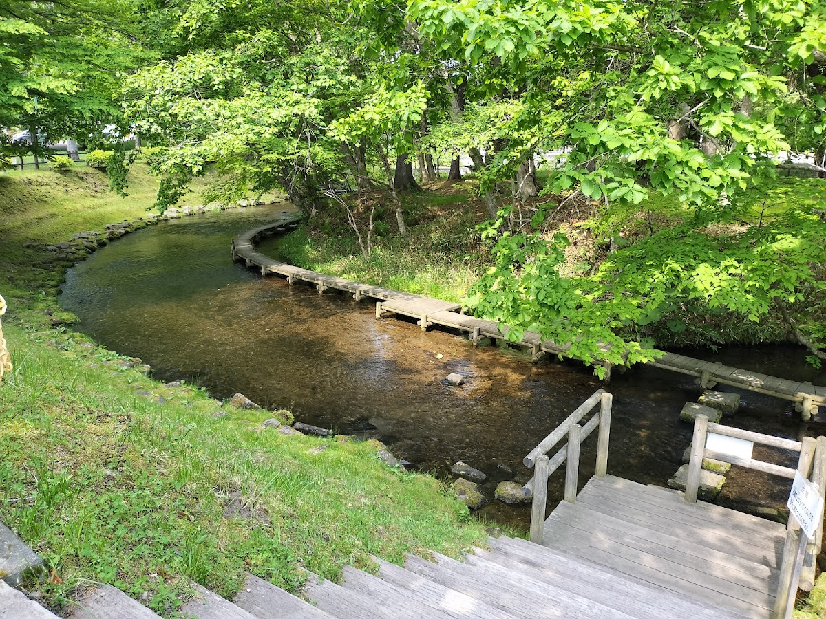 ナイベツ川湧水 北海道千歳市の名水百選を